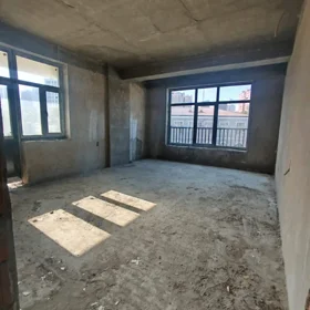 In Baku 83.0 m² apartment is for sale - Image 2