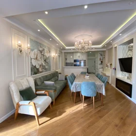 In Baku 116.0 m² apartment is for sale - Image 4