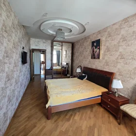 In Baku 161.0 m² apartment is for sale - Image 8