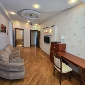 In Baku 161.0 m² apartment is for sale - Image 9