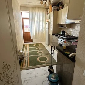 In Khirdalan 86.0 m² apartment is for sale - Image 4