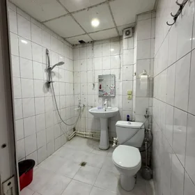 In Baku 45.0 m² apartment is for rent - Image 8
