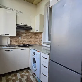 In Khirdalan 63.0 m² apartment is for sale - Image 7