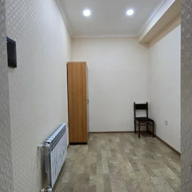 In Khirdalan 63.0 m² apartment is for sale - Image 9
