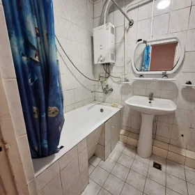In Baku 96.0 m² apartment is for rent - Image 6