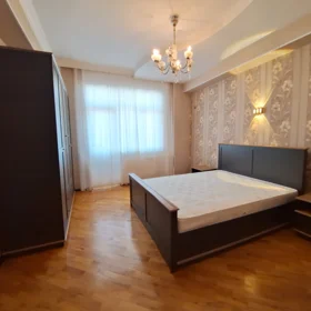 In Baku 100.0 m² apartment is for rent - Image 9