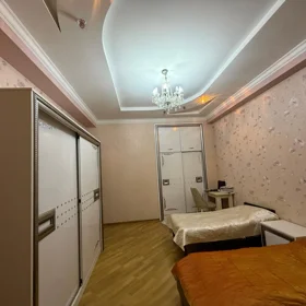 In Baku 108.0 m² apartment is for sale - Image 8