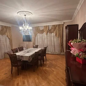 In Baku 155.0 m² apartment is for rent - Image 6
