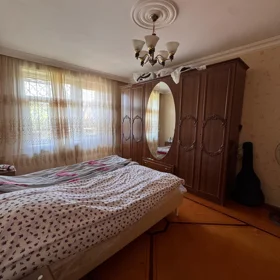 In Baku nan m² apartment is for sale - Image 4