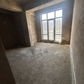 In Baku 100.0 m² apartment is for sale - Image 2