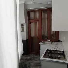 In Baku 110.0 m² apartment is for rent - Image 6