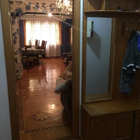 In Baku 70.0 m² apartment is for rent - Image 4