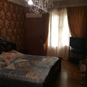 In Baku 70.0 m² apartment is for rent - Image 6