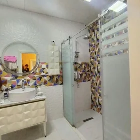 In Baku 173.0 m² apartment is for sale - Image 6