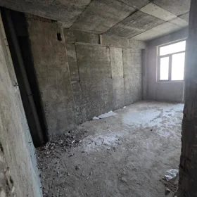 In Baku nan m² apartment is for sale - Image 4