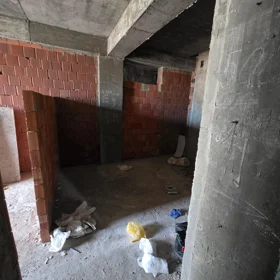 In Baku nan m² apartment is for sale - Image 8