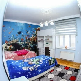 In Baku 250.0 m² house with 7.0 rooms is for sale - Image 2
