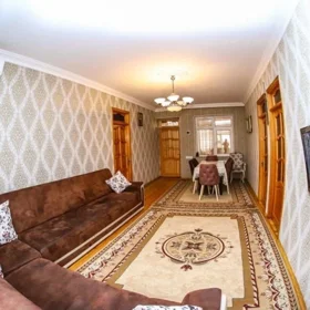 In Baku 250.0 m² house with 7.0 rooms is for sale - Image 6
