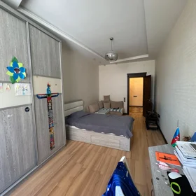 In Baku 175.0 m² apartment is for sale - Image 4