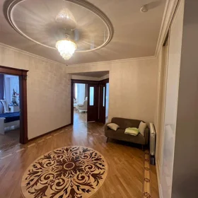In Baku 192.0 m² apartment is for sale - Image 6