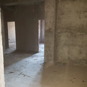 In Baku 204.0 m² apartment is for sale - Image 5