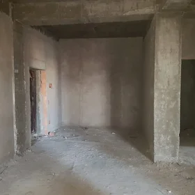 In Baku 204.0 m² apartment is for sale - Image 8
