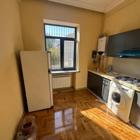 In Baku 65.0 m² apartment is for rent - Image 4