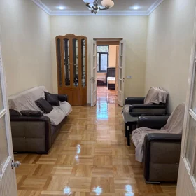 In Baku 65.0 m² apartment is for rent - Image 9