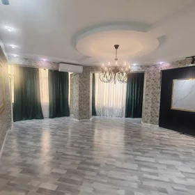 In Baku 165.0 m² apartment is for sale - Image 5
