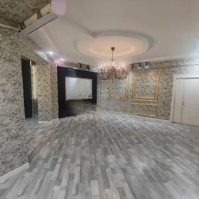 In Baku 165.0 m² apartment is for sale - Image 8