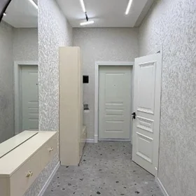 In Baku 73.0 m² apartment is for sale - Image 10