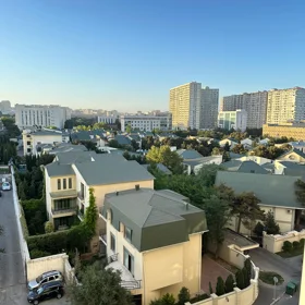 In Baku 130.0 m² apartment is for sale - Image 4