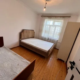 In Baku 60.0 m² apartment is for rent - Image 6