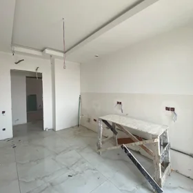 In Baku nan m² apartment is for sale - Image 2