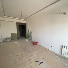 In Baku nan m² apartment is for sale - Image 6