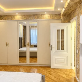 In Baku 69.0 m² apartment is for rent - Image 2