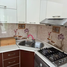 In Baku 65.0 m² apartment is for rent - Image 5