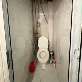 In Baku 60.0 m² apartment is for rent - Image 6