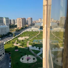 In Baku 165.0 m² apartment is for rent - Image 6