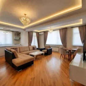 In Baku 108.0 m² apartment is for sale - Image 2