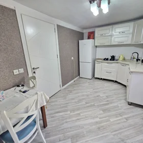 In Baku 100.0 m² apartment is for rent - Image 8