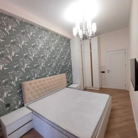 In Baku 80.0 m² apartment is for rent - Image 7