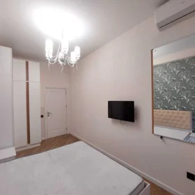 In Baku 80.0 m² apartment is for rent - Image 8