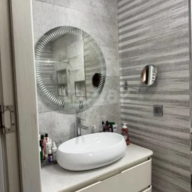 In Baku 100.0 m² apartment is for rent - Image 4