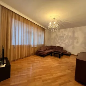 In Baku 96.0 m² apartment is for rent - Image 6