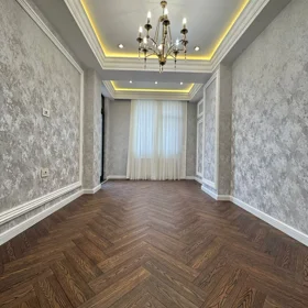 In Baku 107.0 m² apartment is for sale - Image 5