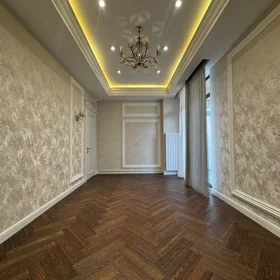 In Baku 107.0 m² apartment is for sale - Image 7
