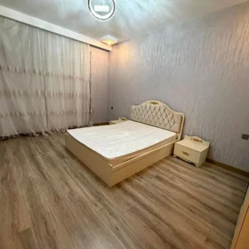 In Baku 145.0 m² apartment is for rent - Image 5