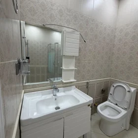 In Baku 145.0 m² apartment is for rent - Image 8