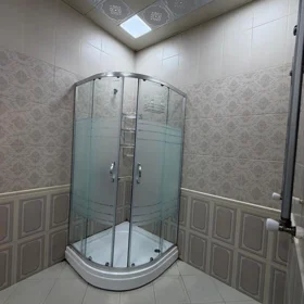 In Baku 145.0 m² apartment is for rent - Image 10